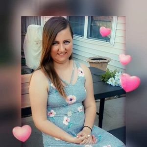 Meet your Posher, Nakia